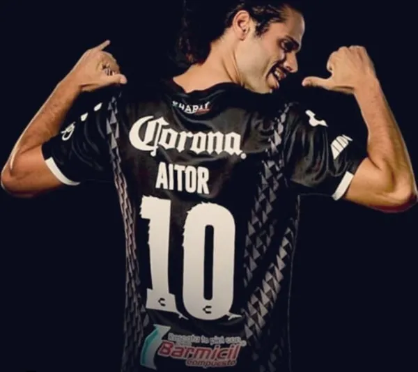 Cardoné de la serie Club de Cuervos, fue anunciado en Liga