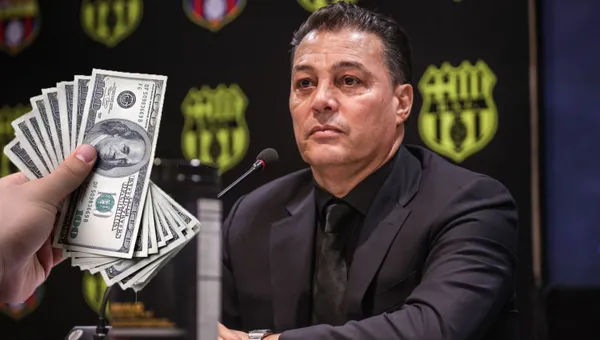 Carlos Alfaro Moreno reveló los millones que ganó Barcelona gracias a la venta de jugadores