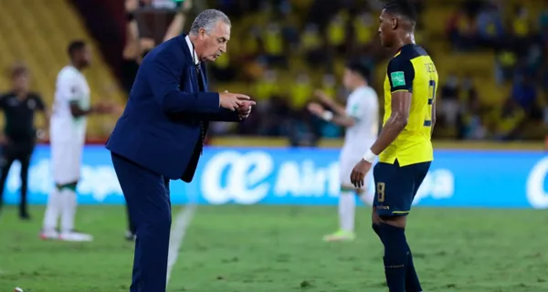 Carlos Gruezo es uno de los jugadores fijos en la mitad del campo de Gustavo Alfaro