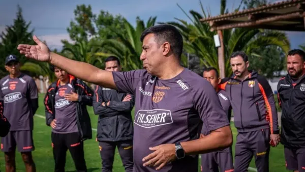 César Farías tendría nuevamente a este jugador desde el inicio en el estadio Chucho Benítez