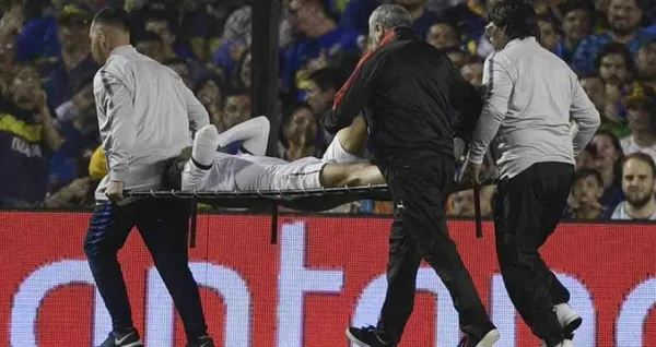 Chavo estará fuera seis meses por fractura en su tobillo derecho