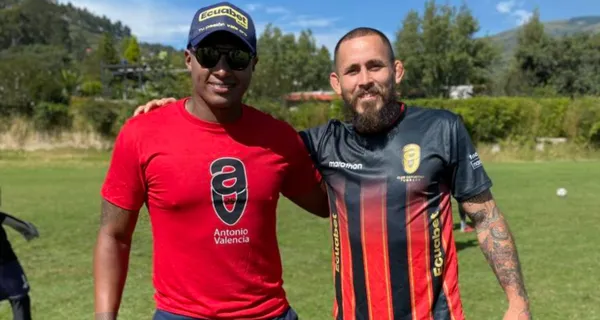 Chito Vera jugó con el Antonio Valencia en el Tumbaco Antonio Valencia AV25 y esta fue su reacción
