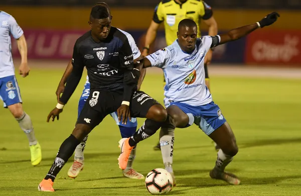 Corozo firmó para ser refuerzo de LDU