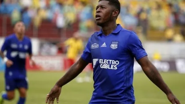 Cortez quedó desafectado de Emelec tras 1 temporada