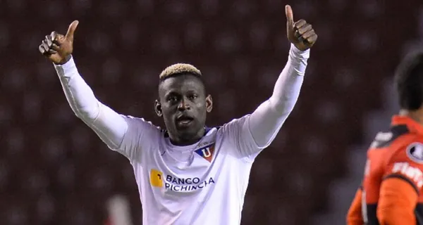 Cristian Martínez Borja no es más jugador de Liga de Quito quienes los despidieron por todo lo alto, más que por Hernán Barcos que es goleador y campeón internacional con el club