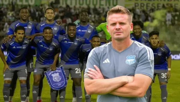 Cristian Nasuti y Emelec