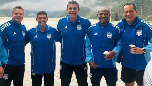 Cristian Nasuti y su cuerpo técnico