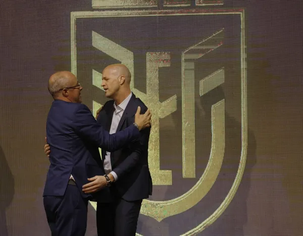 Cruyff decide si vuelven a ser convocados