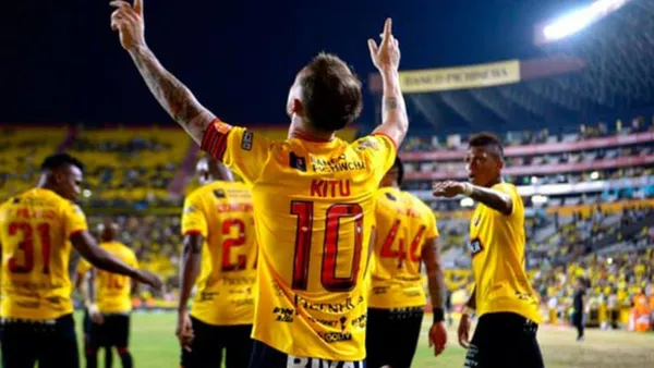 Damián Díaz se ha ganado el cariño y respeto de la hinchada de Barcelona SC por todo el fútbol que ha derrochado en estos años y quieren rendirle homenaje