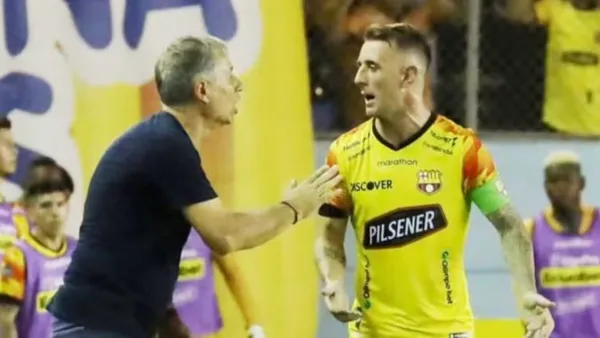 Damián Díaz y Ariel Holan / Foto: API