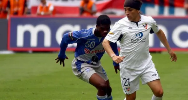 Damián Manso sigue involucrado con Liga de Quito y ante Universidad Católica apareció en una de las tribunas del Olímpico Atahualpa