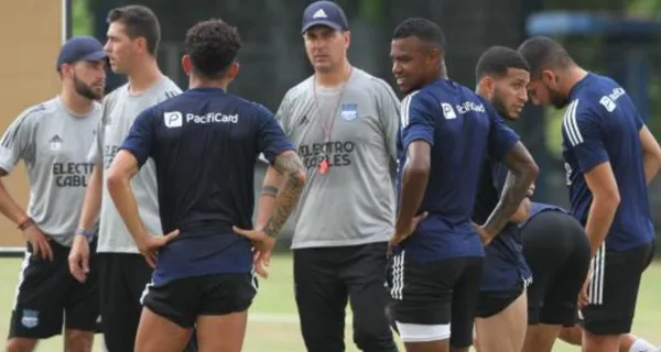 Danny Cabezas es uno de los jugadores que destacan en la Liga Pro con 9 de Octubre y aunque Emelec lo quiso informaron que IDV es el equipo en el que quiere jugar por esta razón