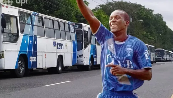 Darwin Caicedo, parada de Buses. Foto tomada de: Emelec al máximo/ Ecuavisa
