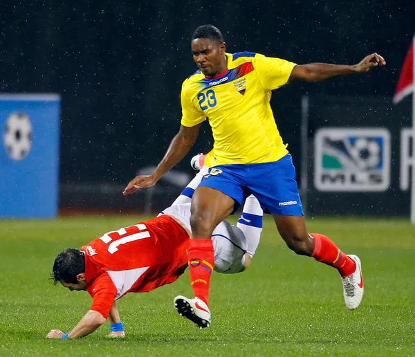 Dejó el fútbol por una delicada lesión