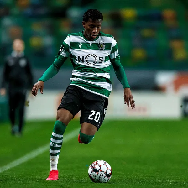 Dejó mordiendo el polvo al joven ecuatoriano