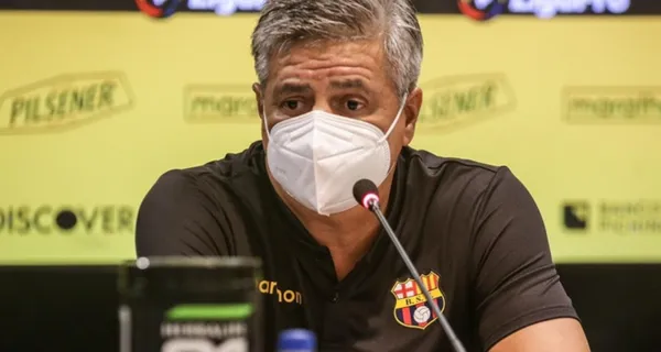 Desde Barcelona SC se comunicó que Rolando Azas, asistente técnico, no continuará en el 'Ídolo'