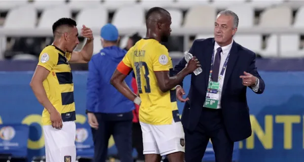 Desde la FEF revelaron lo que hicieron los jugadores tras la salida de Gustavo Alfaro