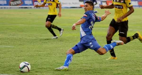 Después de un largo tiempo, Emelec encontró un referente por la banda izquierda