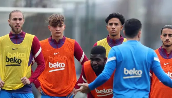 Diego Almeida recibió una gran noticia del entrenador del FC Barcelona B