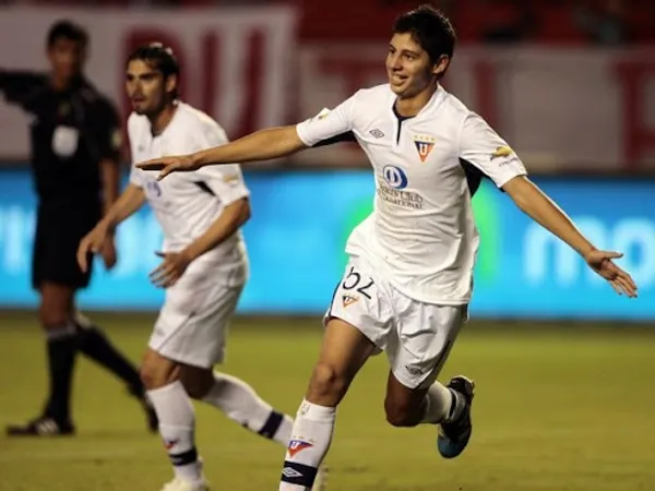 Diego Hurtado tuvo el peso de su padre en sus espaldas, quien triunfó en Liga de Quito, sin embargo, no dio la talla y ahora está en Segunda División