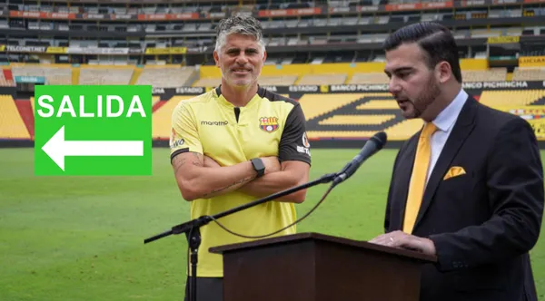 Diego López posando con el buzo de BSC, al lado Antonio Álvarez. FOTO: Primicias