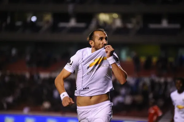 Dinneno tuvo un paso por Barcelona SC mientra que Barcos por Liga de Quito