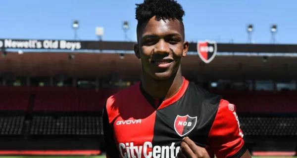 Djorkaeff Reasco finalmente anotó un gol en la liga de Argentina e ilusiona a los hinchas pero ¿Qué dice la prensa?