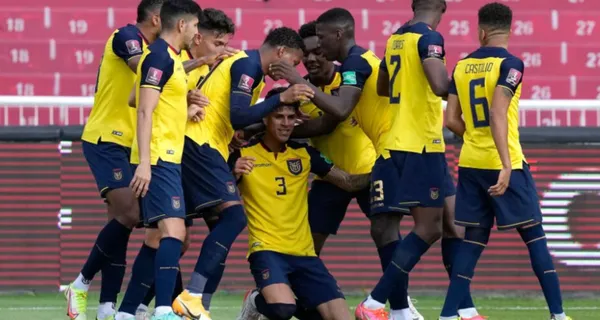 Dura baja para la selección de Gustavo Alfaro que perdió a uno de sus jugadores titulares contra Perú