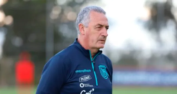 Ecuador terminó pidiendo tiempo contra Venezuela en un partido que en los últimos minutos se volvió un "calvario"