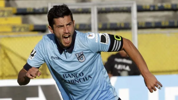 El 10 de Católica es figura en el torneo nacional