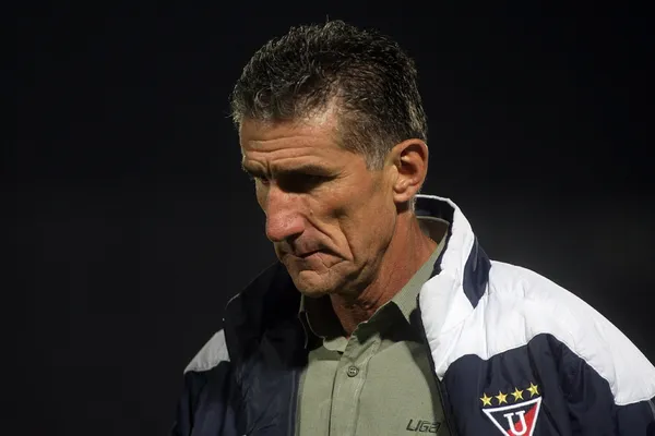 El agente del ex DT de Liga de Quito aclara el estado de salud de Bauza tras una información falsa de un periodista ecuatoriano