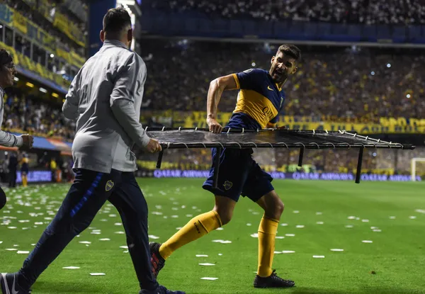 El argentino salió en busca de ayuda tras ver la fractura del ecuatoriano