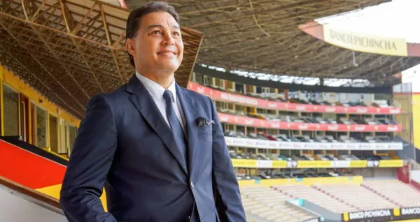 El 'Beto' manifestó que está en la presidencia por el apoyo de su esposa y dejó claro los problemas familiares que ha tenido por Barcelona SC