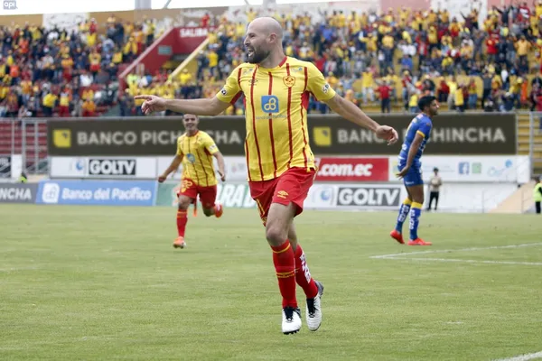 El Bombillo quiere reforzarse en la delantera, además de la Tuca