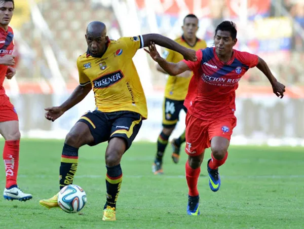 El brasileño le mandó un peculiar saludo al ecuatoriano