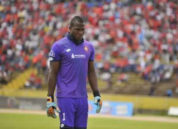 El buen arquero ecuatoriano podría cambiar de equipo