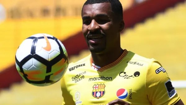 El central no está en planes del club para la próxima temporada