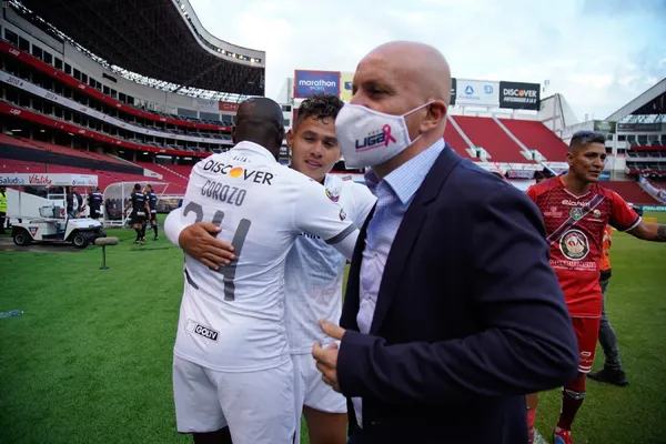 El Charrúa da su opinión frente a la lista de convocados
6