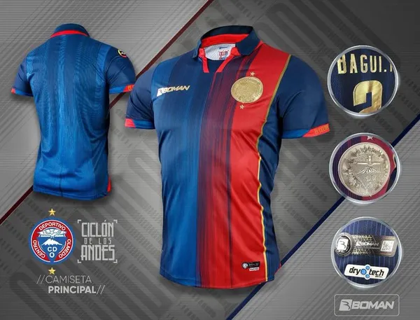 El Ciclón presentó su indumentaria y sorprendió al tener dos estrellas bordadas