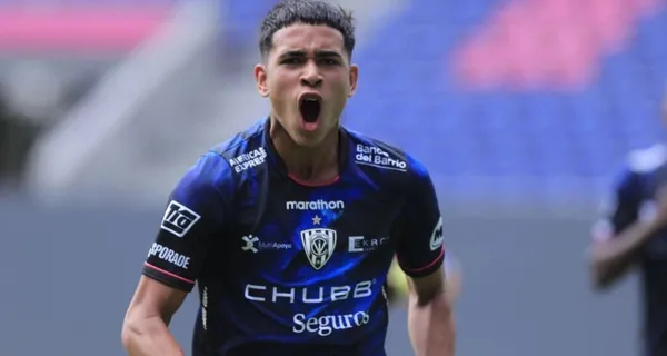 El crack de los rayados debutó con gol, pero hubo algo que preocupó