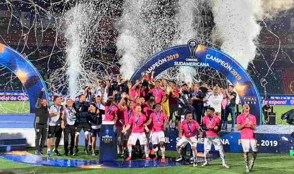 El cuadro ecuatoriano alzó la Sudamericana pero aún le falta camino por recorrer
