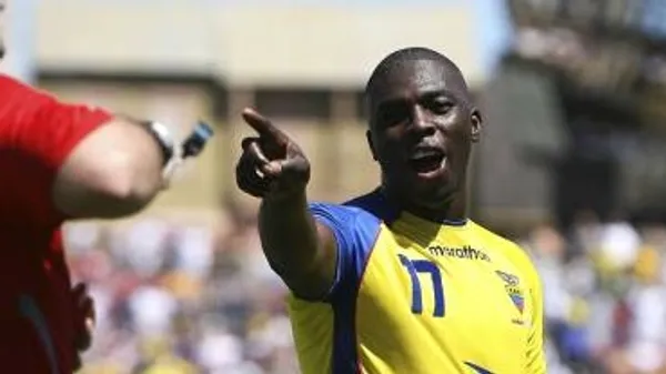 El defensa central ha sufrido un cambio importante en su físico