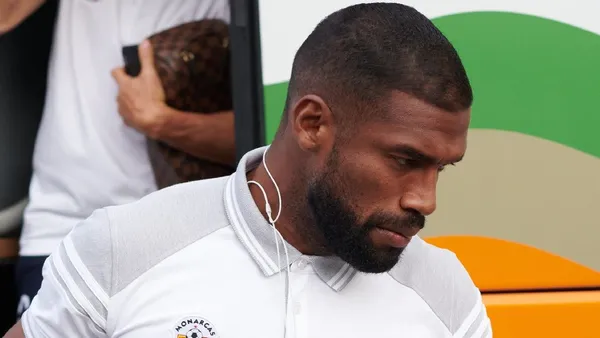 El defensa ecuatoriano sigue sin equipo