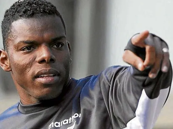 El defensor central contó que no tenía ni para el arriendo del hotel donde tuvo que vivir