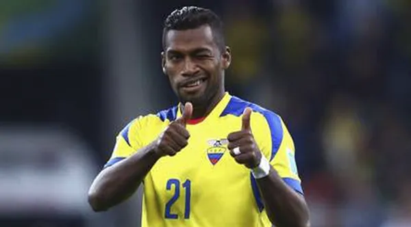 El defensor ecuatoriano rechazó una propuesta de México y en Ecuador puede tener una oportunidad de ser titular y figura