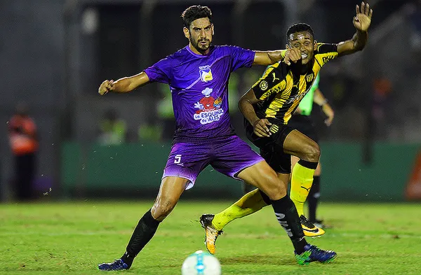 El defensor pertenece a los registros de Delfín SC, pero la nueva directiva de BSC quiere tenerlo para el 2020