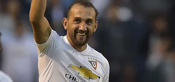 El delantero argentino busca un equipo donde pueda ganar minutos