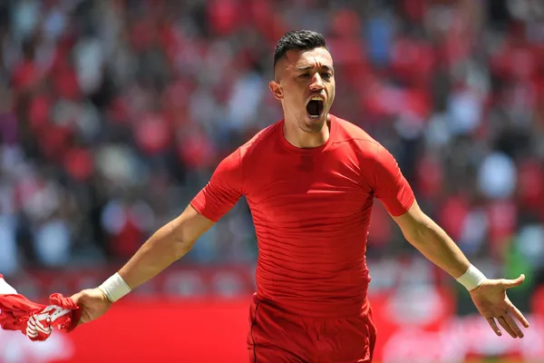 El delantero colombiano podría reforzar el ataque de Barcelona SC