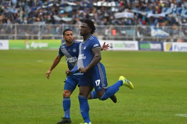 El delantero ecuatoriano busca equipo para la próxima temporada