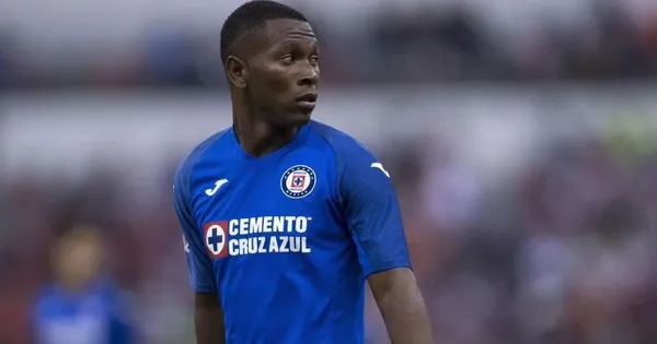 El delantero ecuatoriano es opción para Emelec pero se complicaría su fichaje